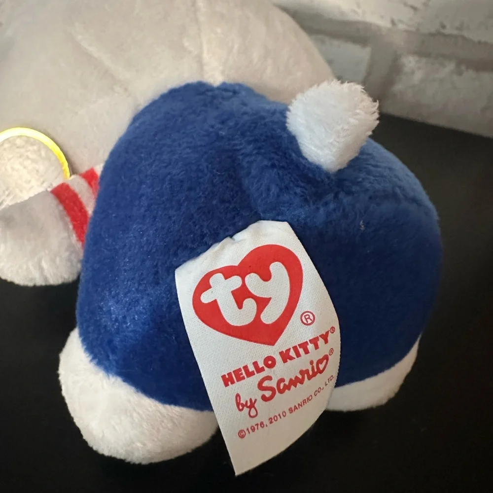 Hello Kitty TY Beanie Babies Plush – 2010 Sanrio Blue Overalls Red Bow w/ Tags